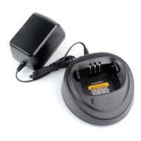 Chargeur Motorola CP040 et DP1400 – Accessoire radio professionnel original, recharge rapide, disponible chez SOTUTEC Tunisie