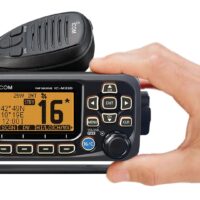 Radio VHF marine ICOM IC-M330 avec GPS intégré – SOTUTEC Technologies Tunisie